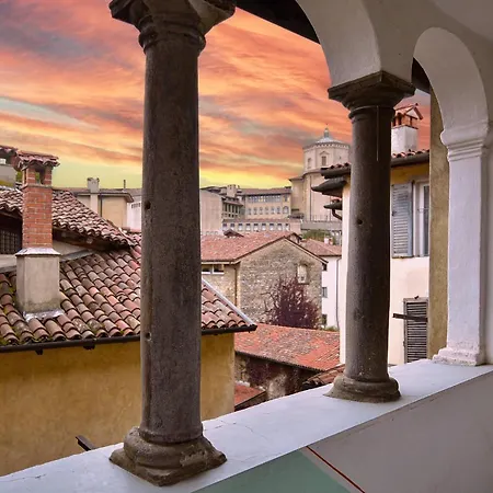 Pura Vida Deluxe - Upper Bergamo, 3 Min Walk Piazza Vecchia * Bergamo